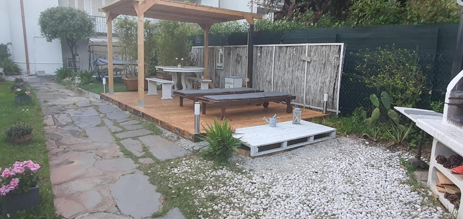 Domusauroom, Relax Nel Cuore Della Versilia - Pet Friendly Viareggio Esterno foto