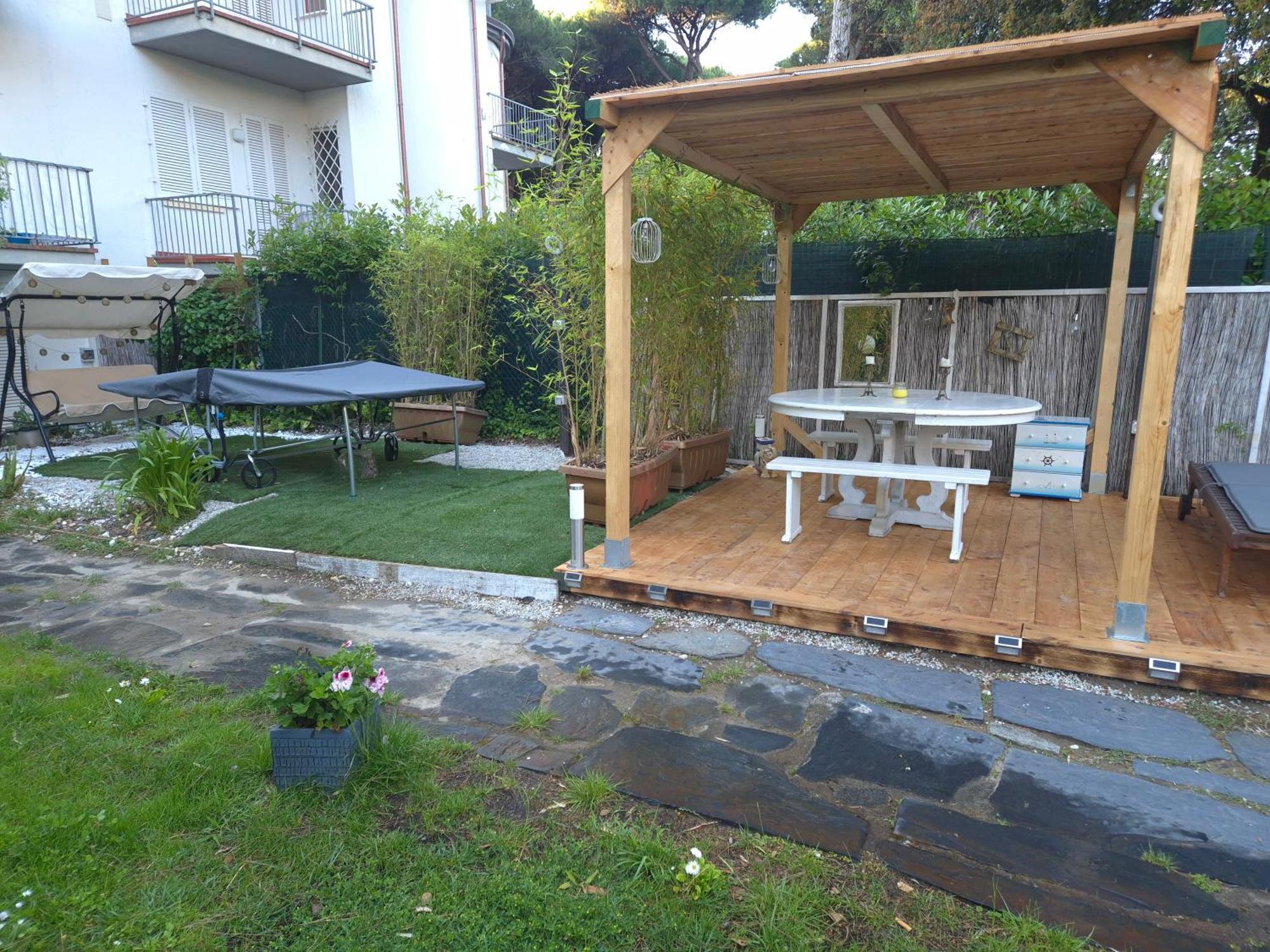 Domusauroom, Relax Nel Cuore Della Versilia - Pet Friendly Viareggio Esterno foto