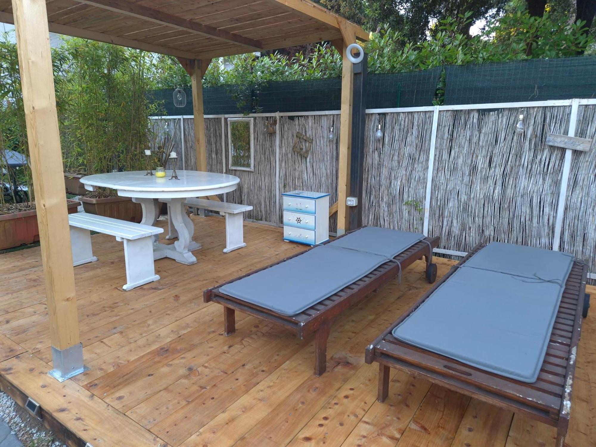 Domusauroom, Relax Nel Cuore Della Versilia - Pet Friendly Viareggio Esterno foto